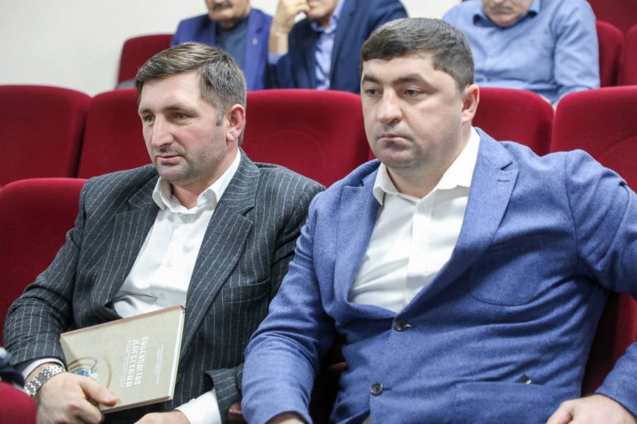Председатель Правительства Дагестана презентовал собственную книгу